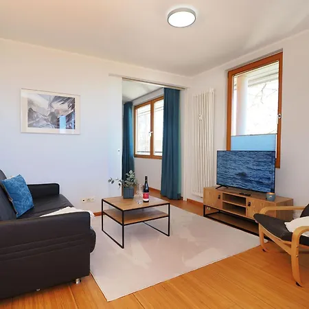 Apartment Kaiservillen - Mit 1 Schlafzimmer Und Balkon D232